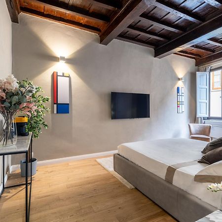 Santa Croce Luxury Suite - Dolcevita Holiday フィレンツェ エクステリア 写真